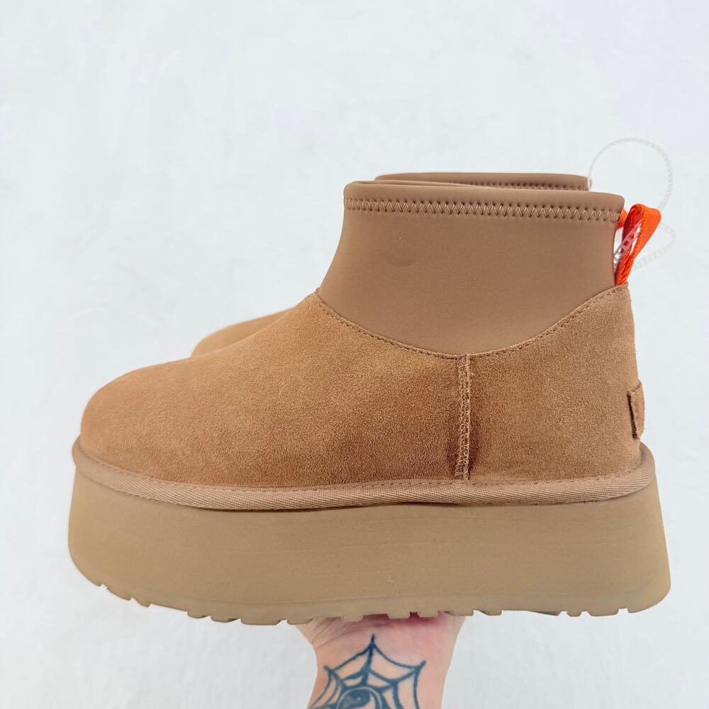 UGG Platform Boots (Size 8)